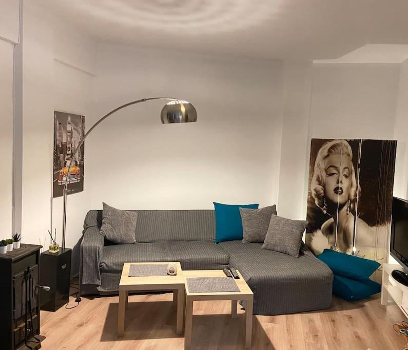 شقة Downtown Athens Loft With Acropolis Terrace View المظهر الخارجي الصورة